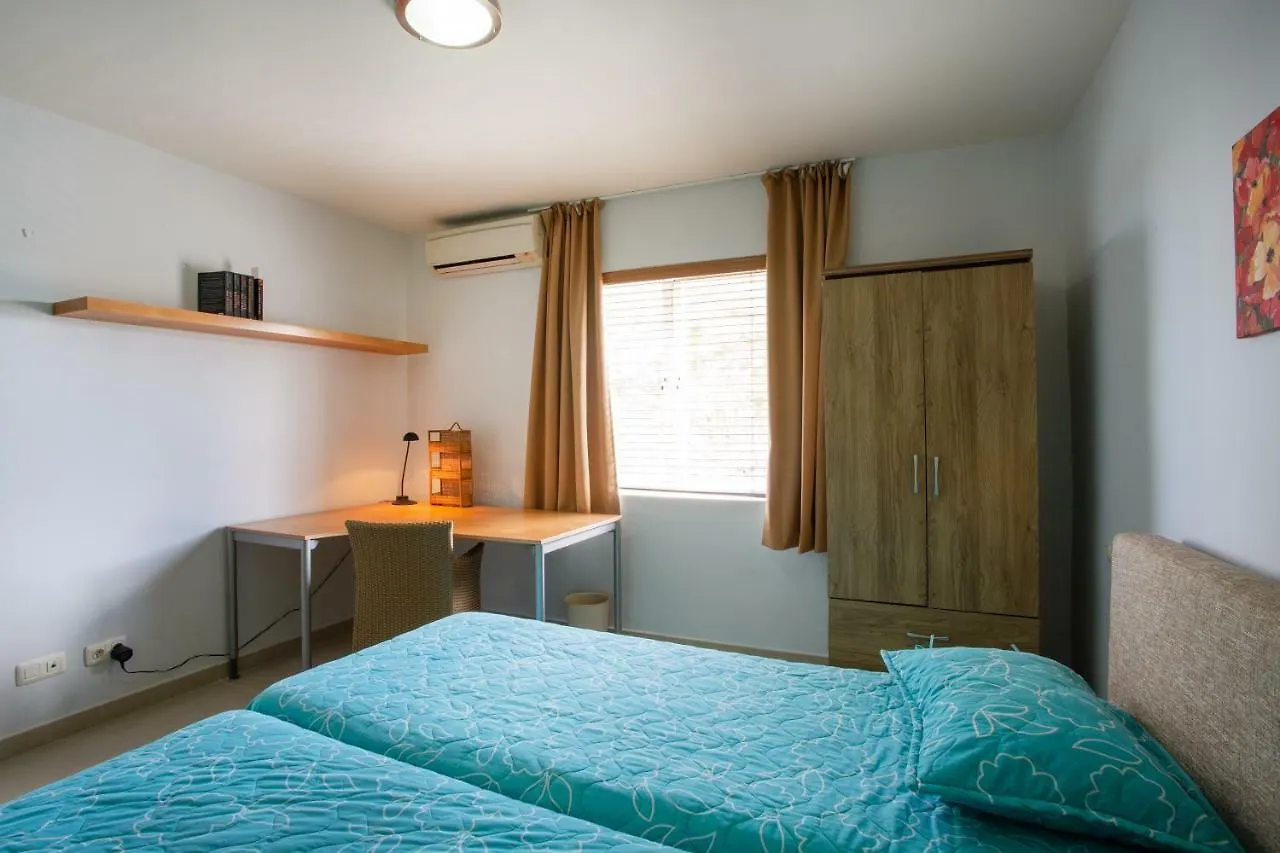 Blue Bay Triple Tree Apartment 12 Willemstad